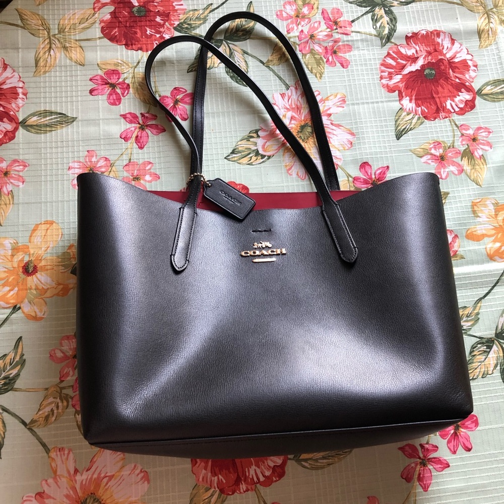 Black Coach Tote - Excellent condition